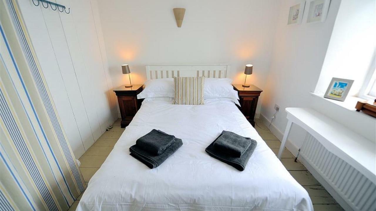 10 Cobb Terrace Villa Lyme Regis Dış mekan fotoğraf